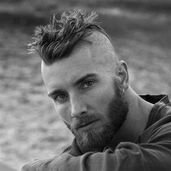 25 Perfect Mens Mohawk Hairstyles to Look Unique in the Crowd Hairdo