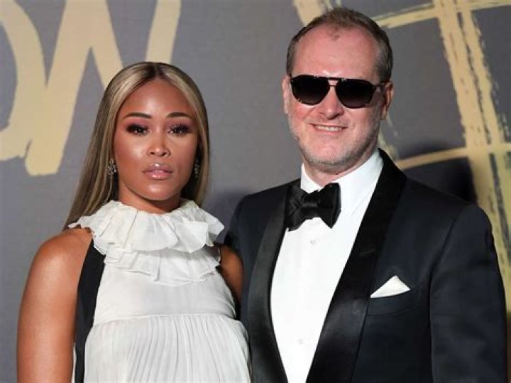 5 Romantic Facts About Eve And Maximillion Cooper