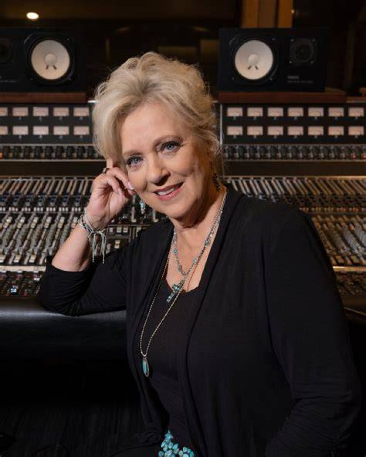 54 Albums Later, Connie Smith&rsquo;s Defiant Heart Has Plenty to Say