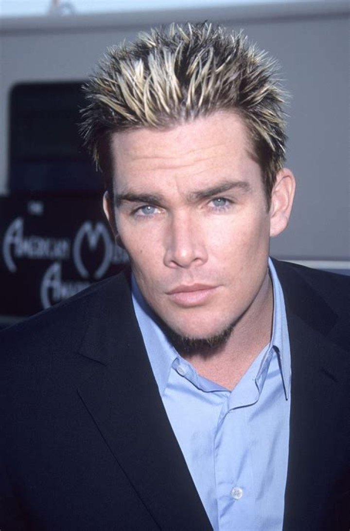 90s frosted tips r/nostalgia