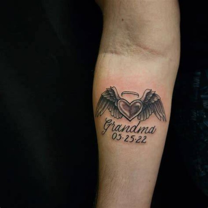 A Guide To Meaningful Grandma Tattoos