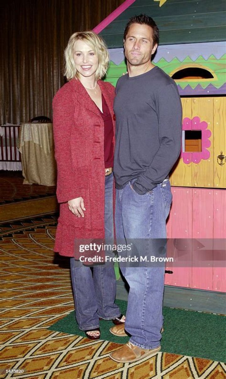 Actors Rob Estes and his wife, Josie Bissett, attend the 2002... News