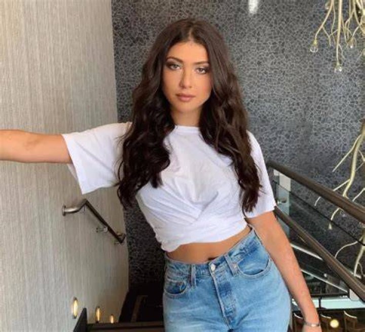 Age And Career Data: Uncover Leah Kate's Age