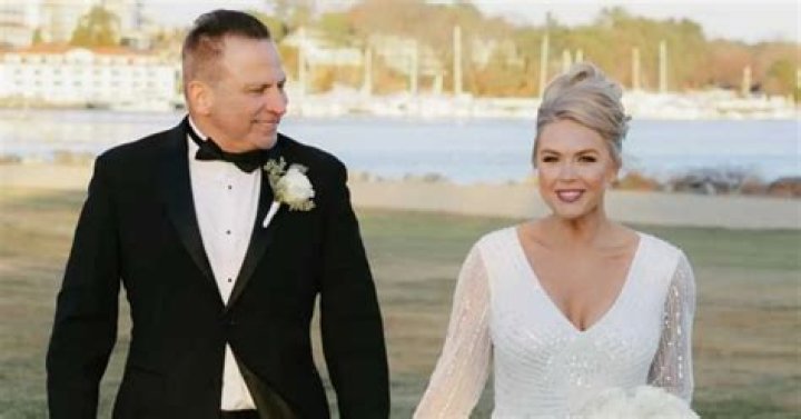 Age, Husband, Net Worth |