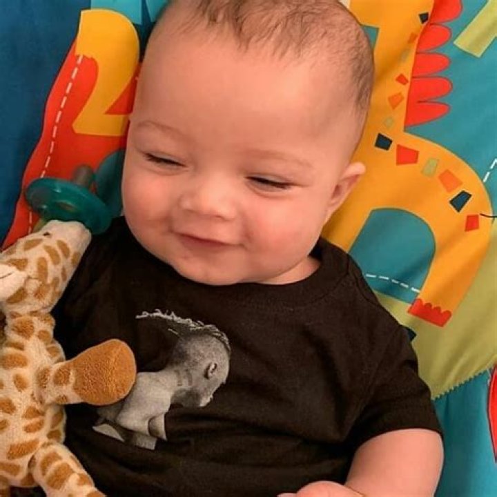Age, Instagram, Net Worth, Kid, Wiki