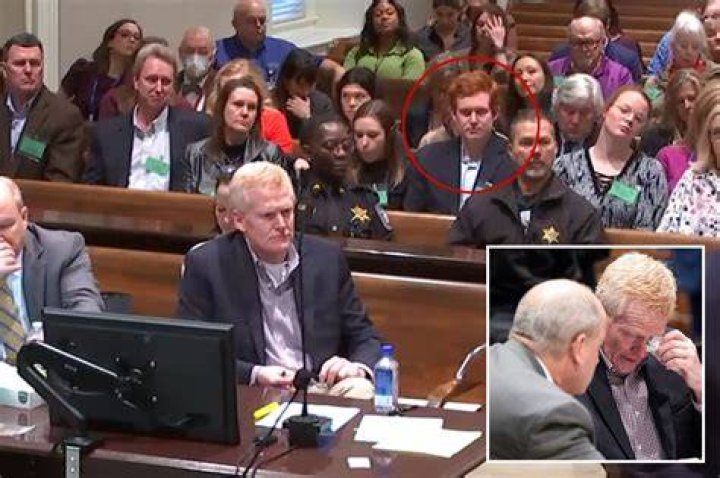 Alex Murdaugh sobs in front of surviving son who is on the witness list