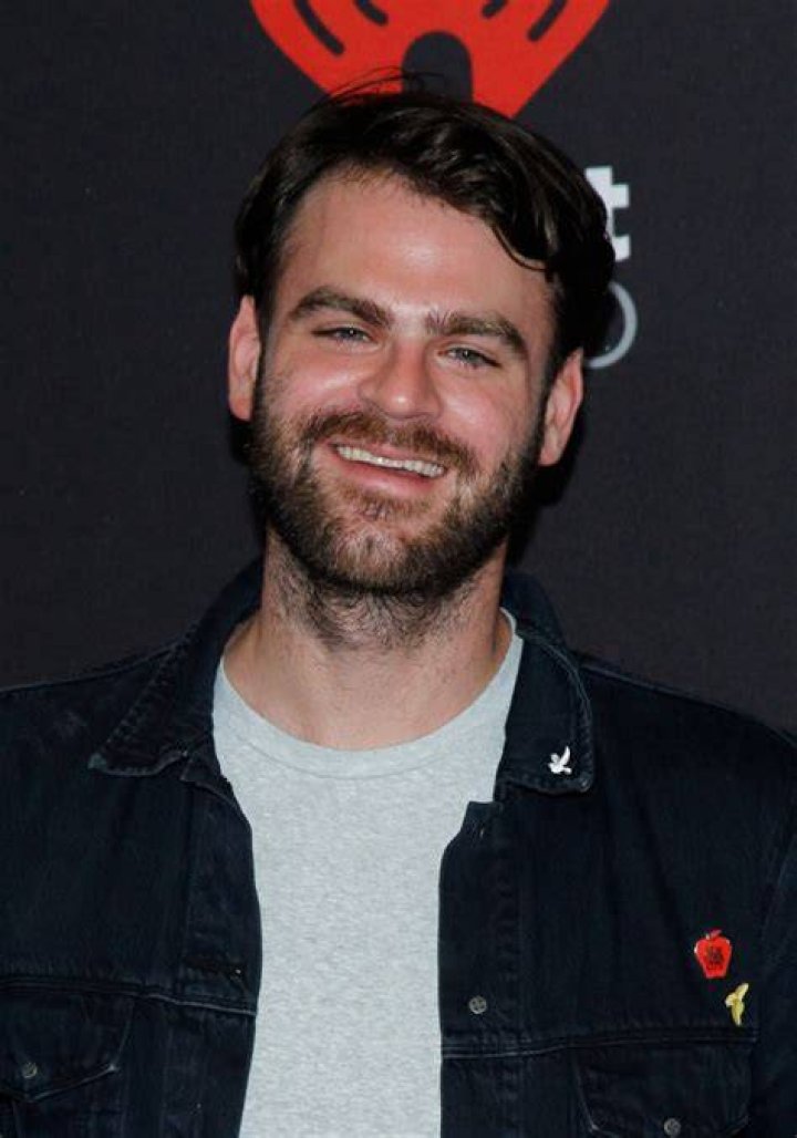 Alex Pall - CelebNetWorth |