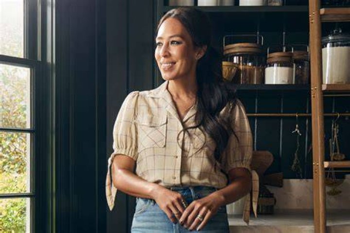 All About Joanna Gaines' 2 Sisters, Mikey McKall and Teresa Criswell