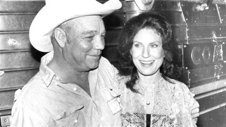 All About Loretta Lynn's Second Husband: The Facts Unveiled