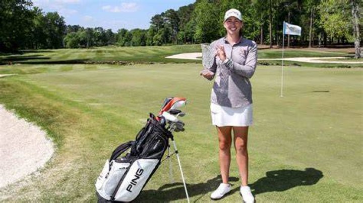 American LPGA Golfer Elizabeth Szokol's Bio, Relationship, Net Worth, Career Earnings, Sponsors, Boy ·