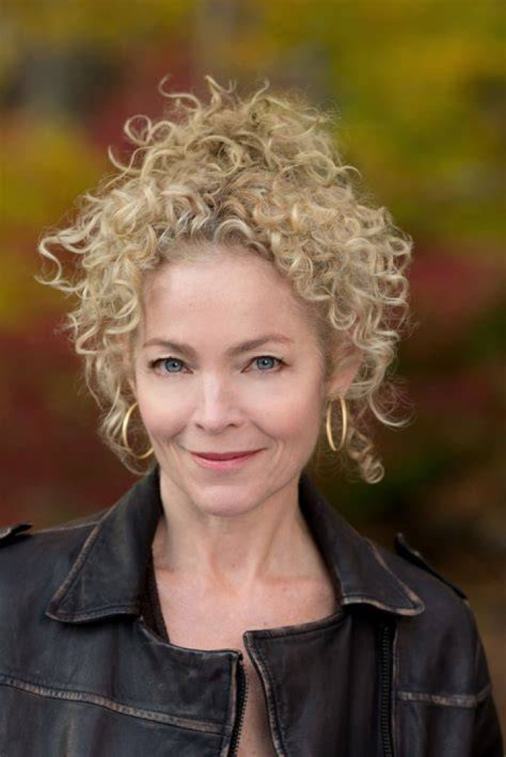 Amy Irving