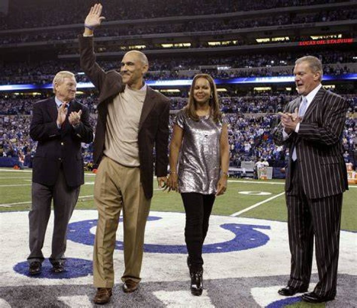 An NFL Coach's Wife With Uncommon Influence