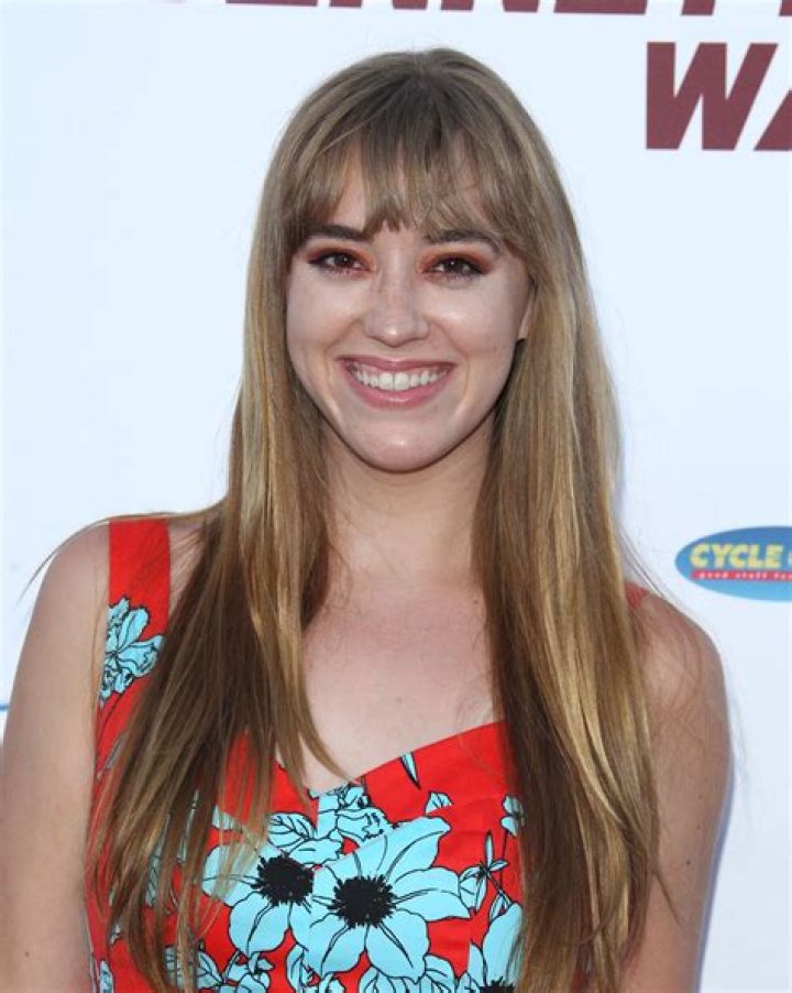 ANDREA BOWEN at War Premiere in Hollywood 08/13/2019 HawtCelebs