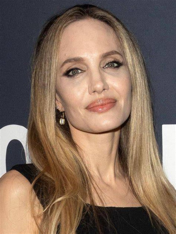 Angelina Jolie Kæreste 2024: What To Expect In The New Year
