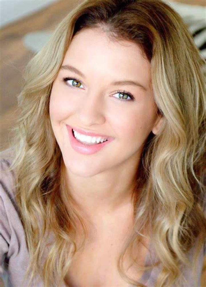 Angeline Appel Biography, Height & Life Story Super Stars Bio