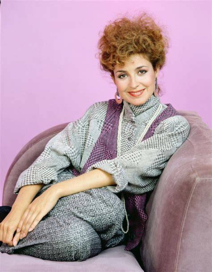 Annie Potts In Her Early Years: A Story Of Talent And Inspiration