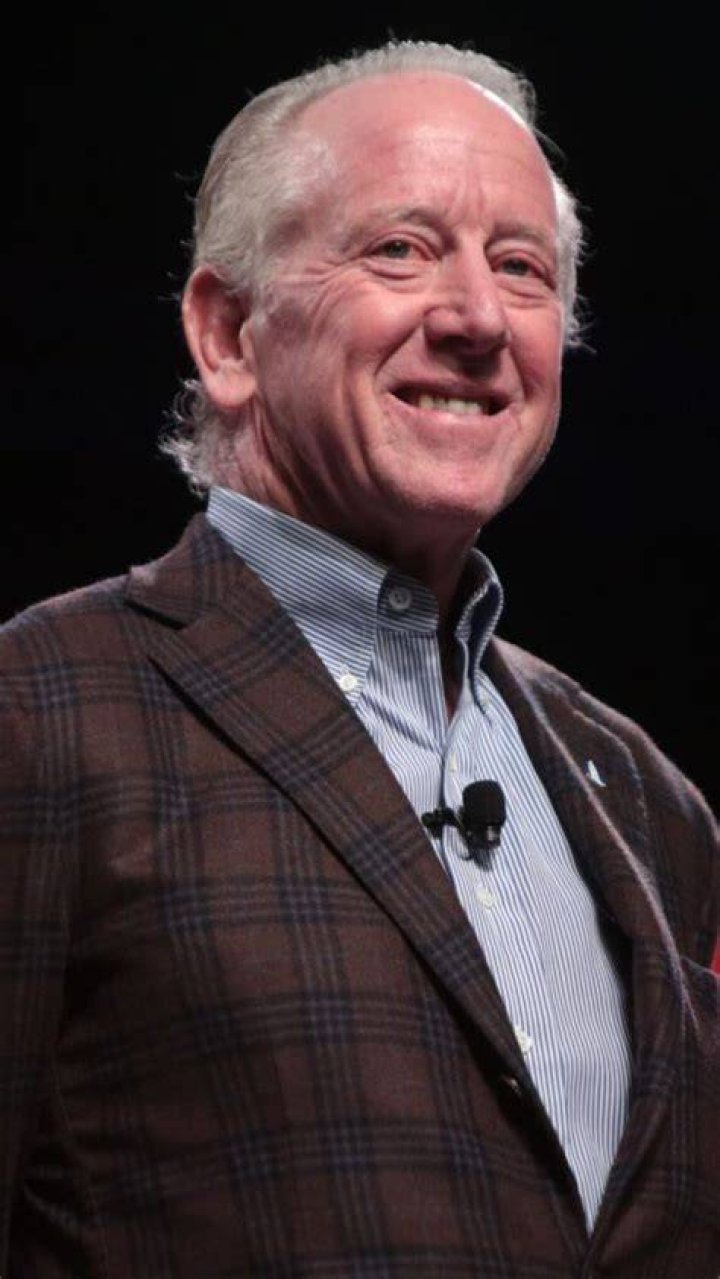 Archie Manning's Bio, Career & Family [2023 Update] ·