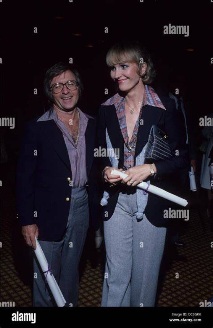 ARTE JOHNSON with wife Gisela. G4922A(Credit Image &copy; Bob V. Noble