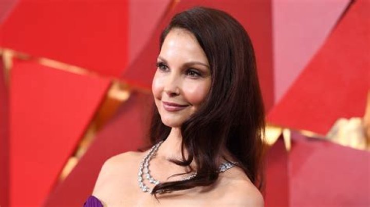 Ashley Judd reveals she&rsquo;s been trolled for putting on weight &lsquo;Misogyny