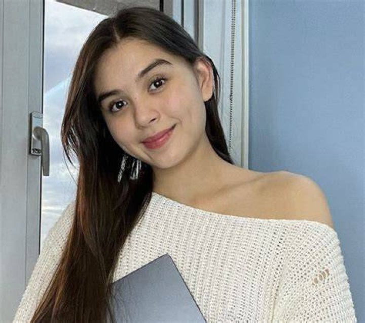 Ashley Ortega in Bathing Suit Says "Hay Palawan" &mdash; Celebwell