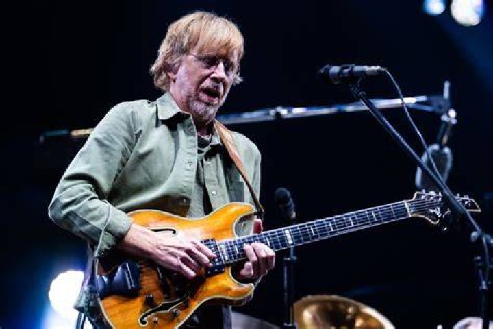 Astonishing Trey Anastasio's True Height Revealed
