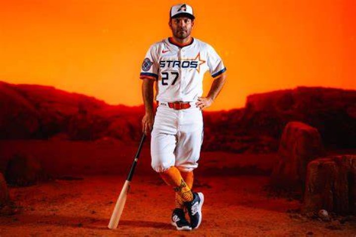 Astros' Garrett Stubbs wants to show defensive versatility at spring