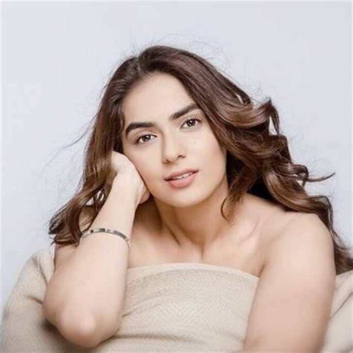 Athena Faris- Height, Net Worth, Boyfriend, Career, Nationality