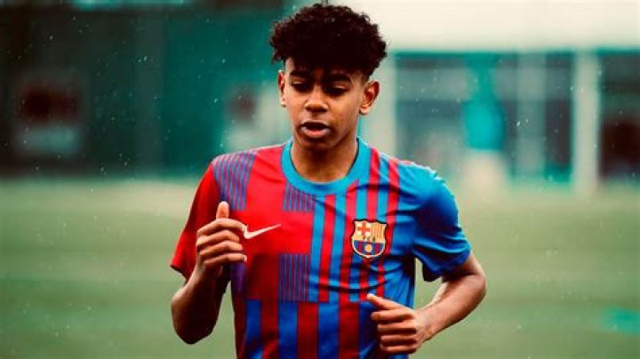 A&uacute;n no cumpli&oacute; 16 a&ntilde;os y Xavi ya lo llev&oacute; a entrenarse con el plantel