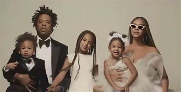 Beyonce Shares Her Family&rsquo;s Halloween Costume with Photo Featuring All
