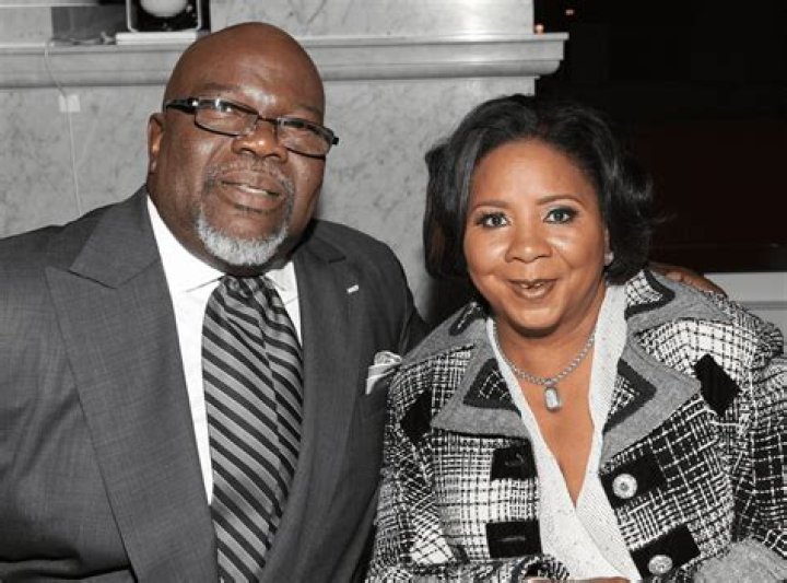 Breaking News: TD Jakes' Wife Files For Divorce