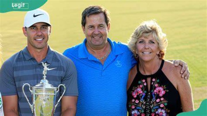 Brooks Koepka's Parents Meet Bob Estes