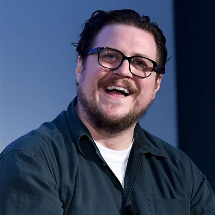 Cameron Britton (Umbrella Academy) Age, Height, Net Worth, Wiki |