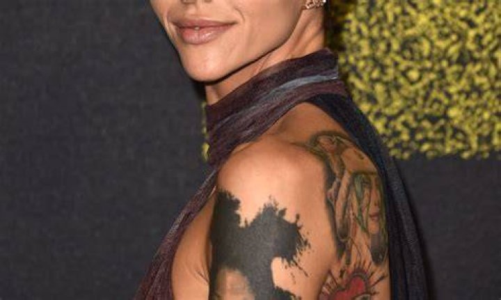 Can Ruby Rose Really Sing? 'Pitch Perfect 3' Showcases Another Side Of The Actor ·