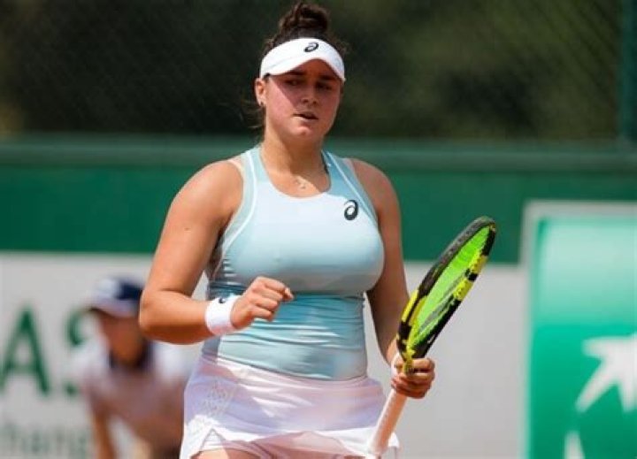 Caroline Dolehide Net Worth in 2023 How Rich is She Now? ·