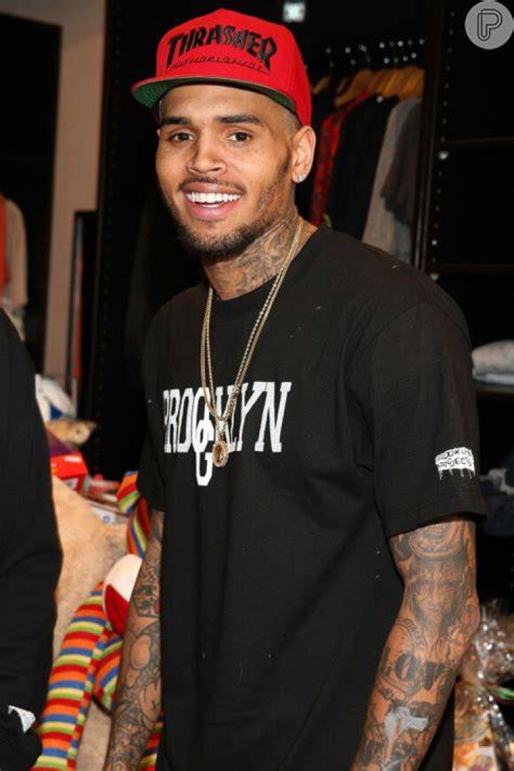 Chris Brown &eacute; acusado de drogar e violentar mulher nos Estados Unidos