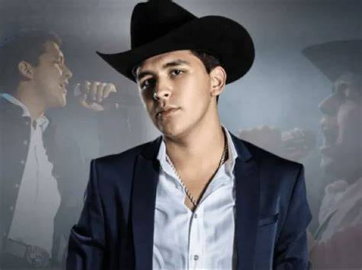Christian Nodal Height, Weight, Age, Body Statistics Healthy Celeb