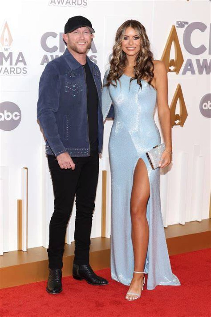 Cole Swindell Engaged to Courtney Little Billboard