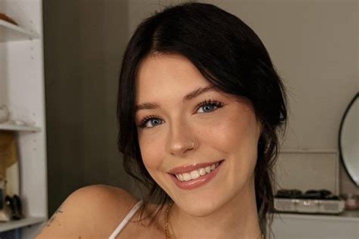 Cora Tilley Real Name