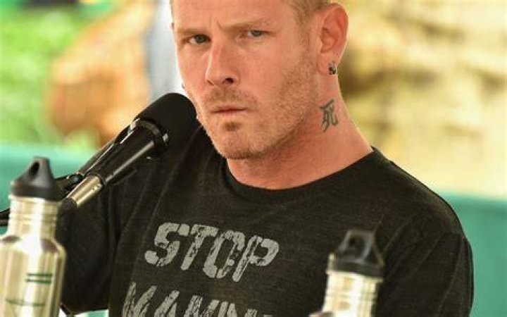 Corey Taylor- Net Worth, Wiki, Age, Height, Girlfriend, Dating