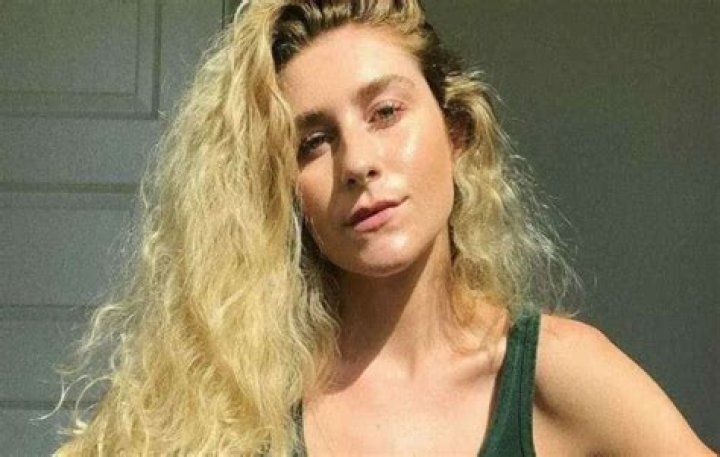 Courtney Taylor Olsen Bio, Wiki, Age, Family, Boyfriend and Net Worth