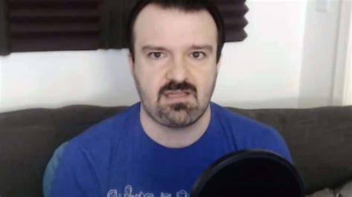 DarkSydePhil: The Age Of A Virtuous Gamer
