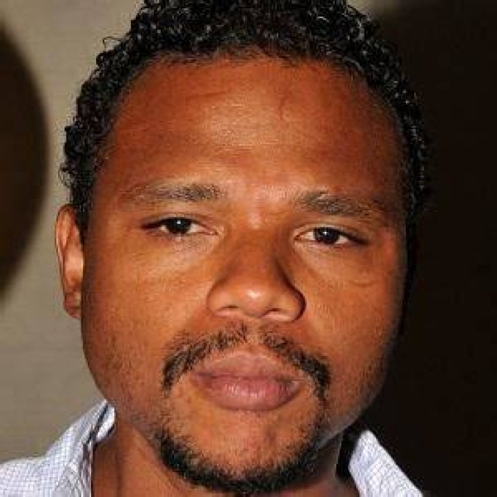 De'Aundre Bonds Bio, Wiki, Age, Height, Wife, Family, Movies, TV Shows and Net Worth