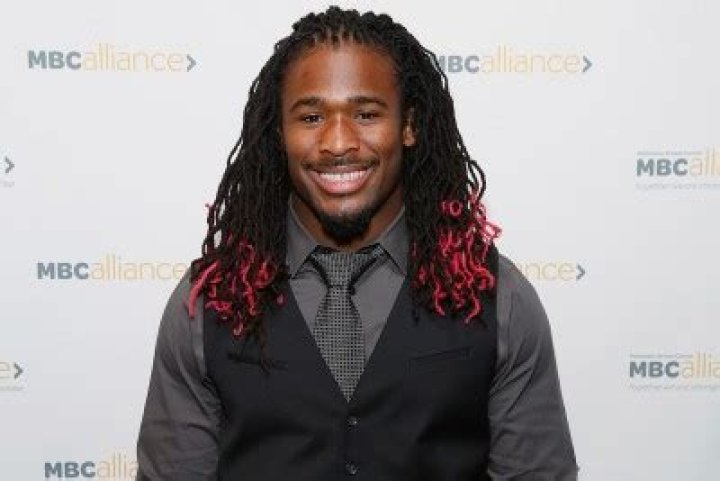 DeAngelo Williams Salary and Net worth; How is his Married Life with wife Risalyn Williams? ·