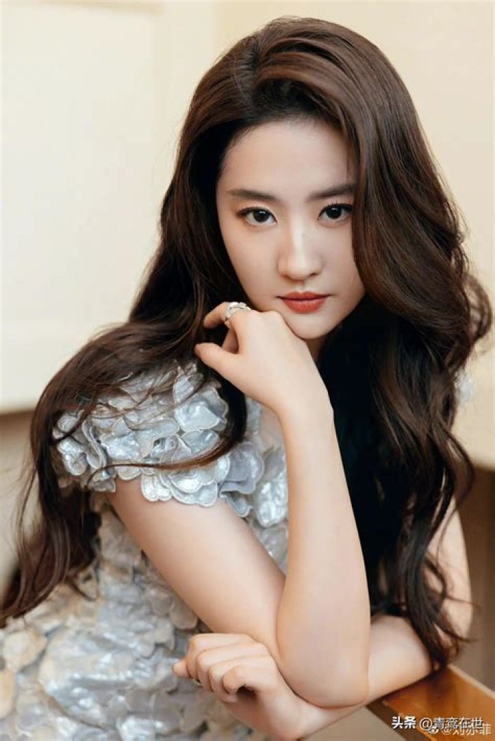 Deciphering The "Liu Yifei Dead" Enigma