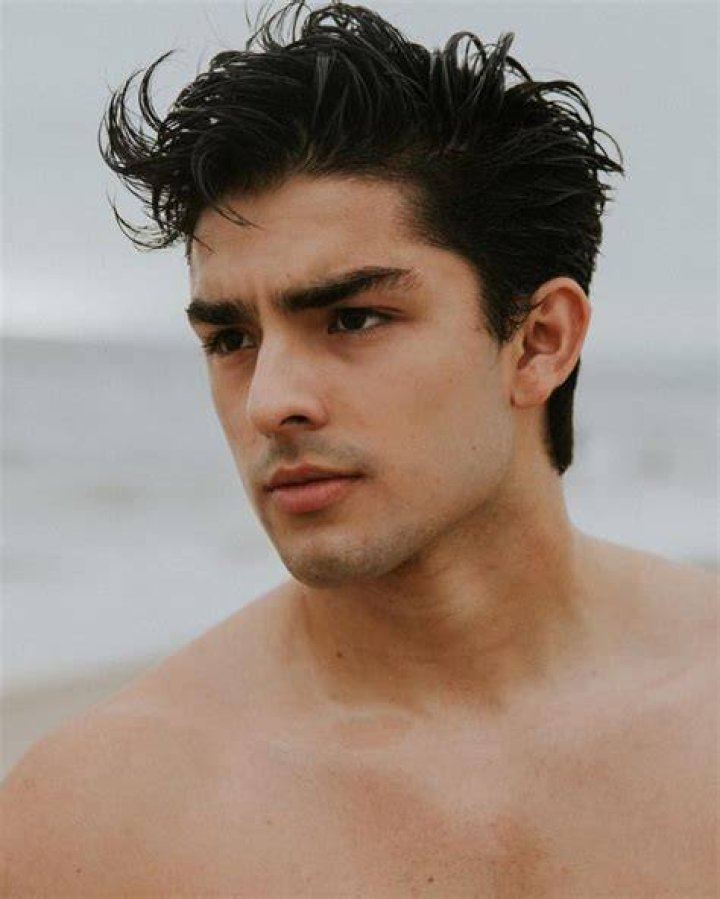 Diego Tinoco Biography, Height & Life Story Super Stars Bio