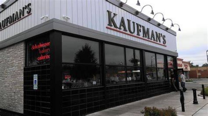 Discover Culinary Delights At Kaufman's Bagel & Delicatessen In Skokie
