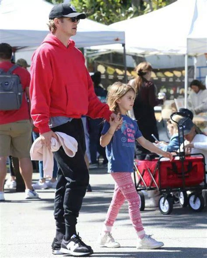 Discover Hayden Christensen's Cherished Daughter