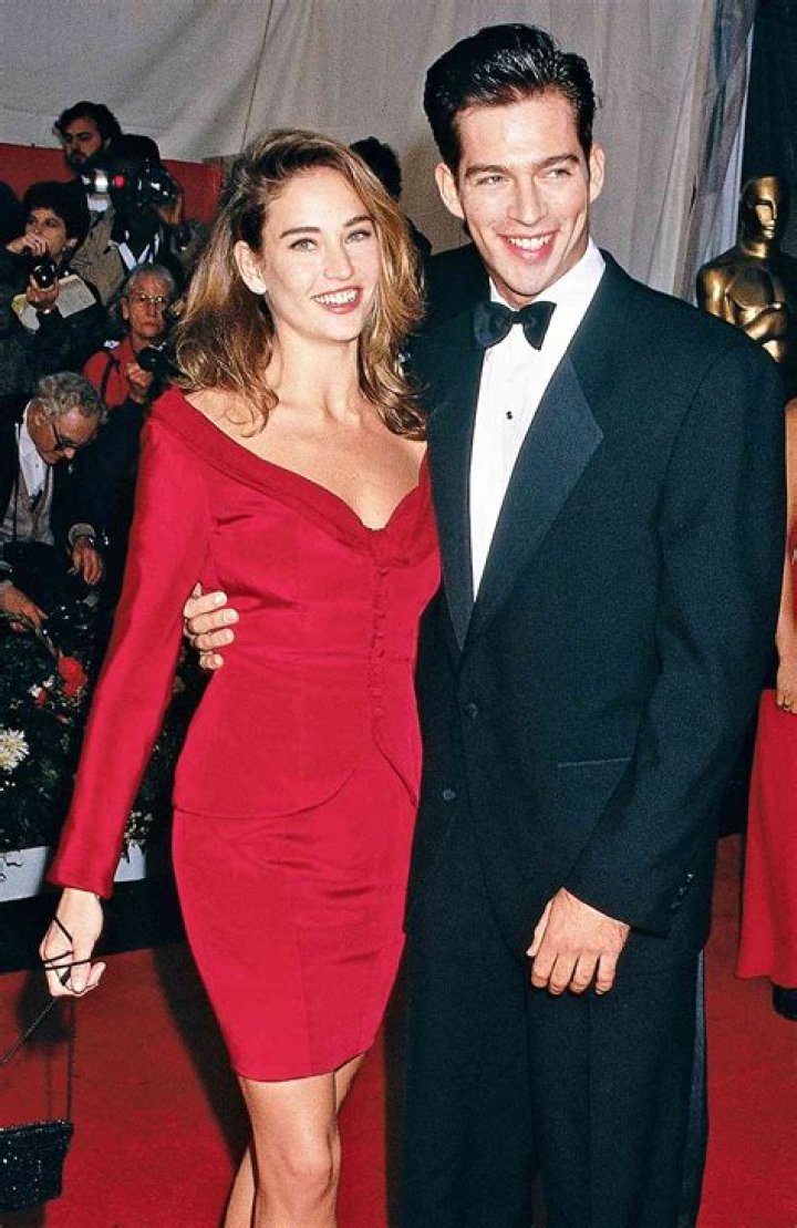 Discover The Fascinating Journey Of Jill Goodacre Connick: Hollywood's Leading Lady