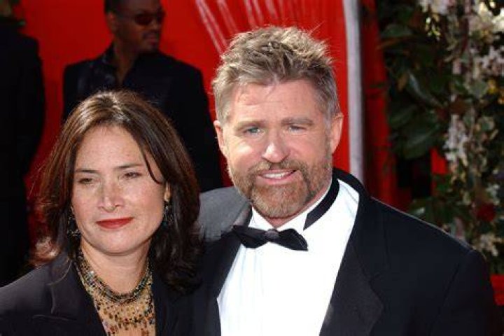 Discover The Identity: Treat Williams' Beloved Wife