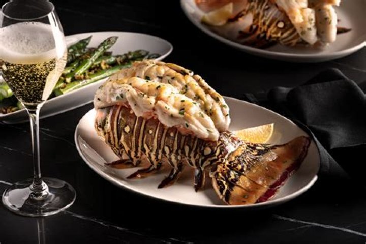 Discover The Unparalleled Dining Experience At Del Frisco's Double Eagle Steakhouse